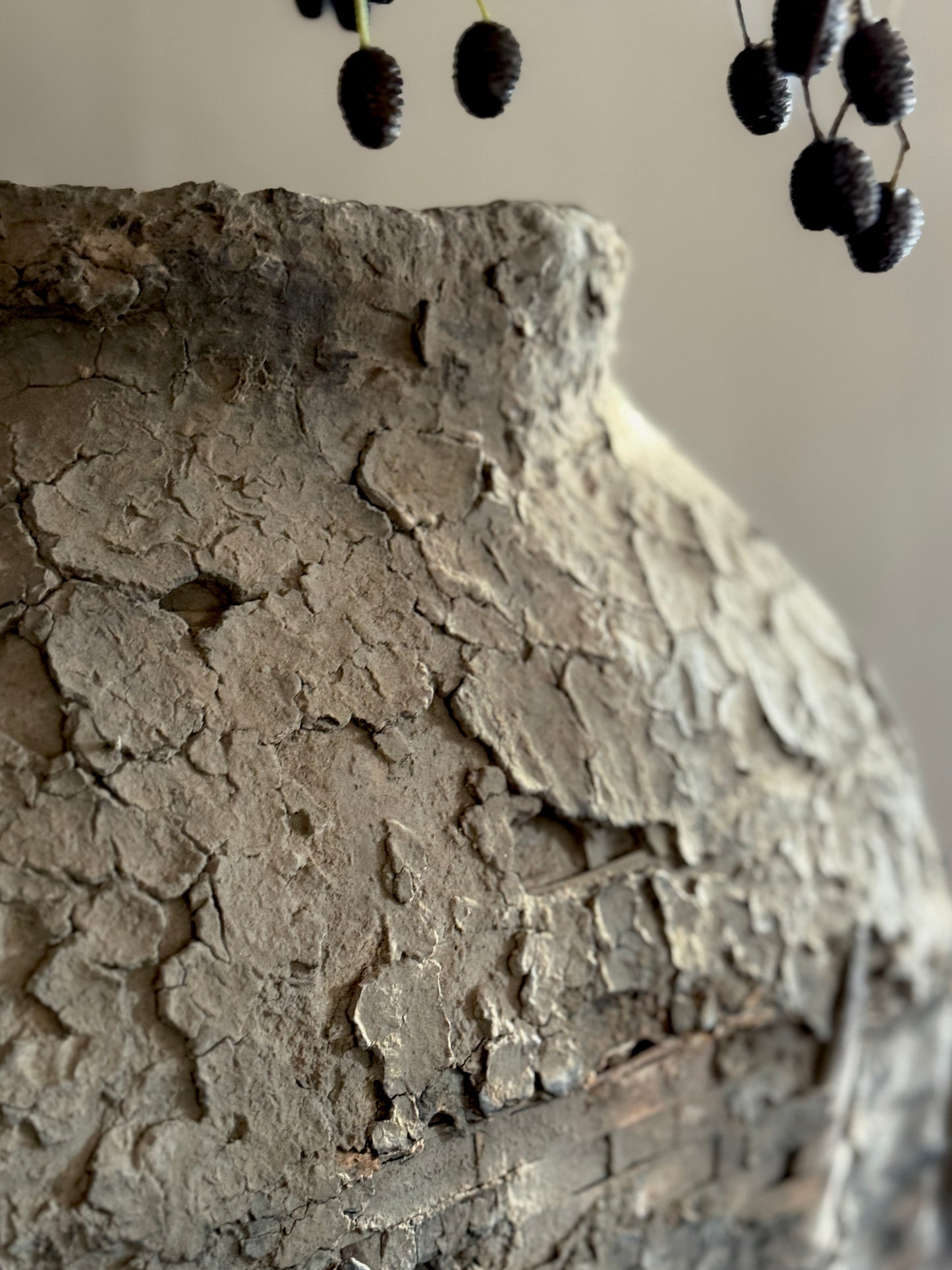 Authentic Old Clay Basket (05)