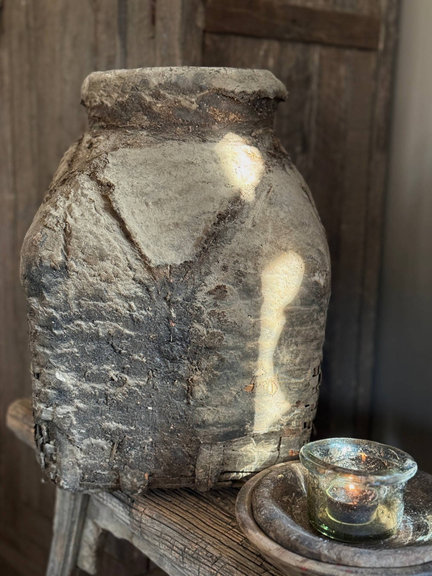 Authentic Clay Basket with Veins (04)