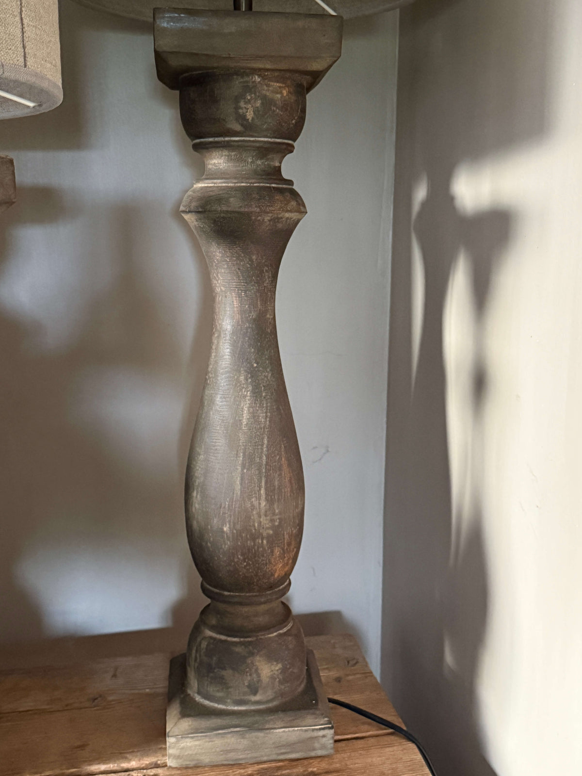 Balusterlamp -Donkerbruin/Vergrijsd Hout- verkrijgbaar in 2 maten