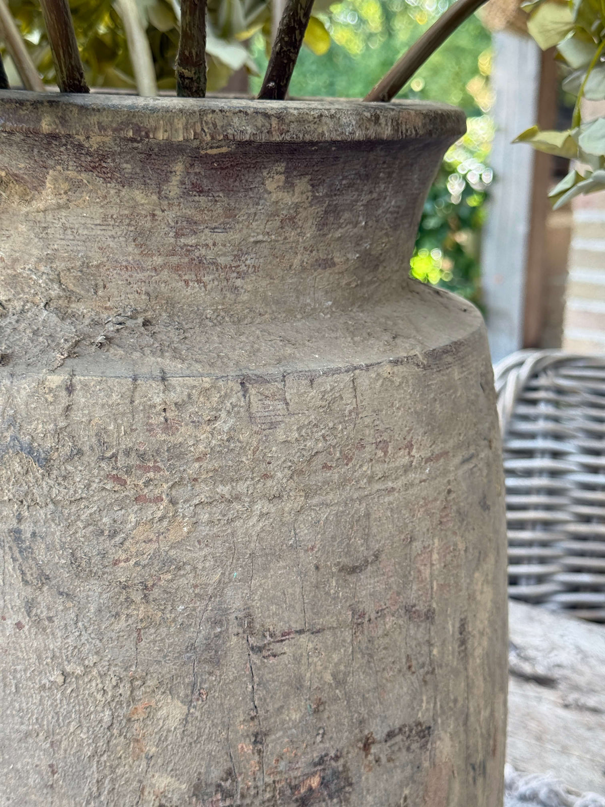 Oude houten Naga pot XXL