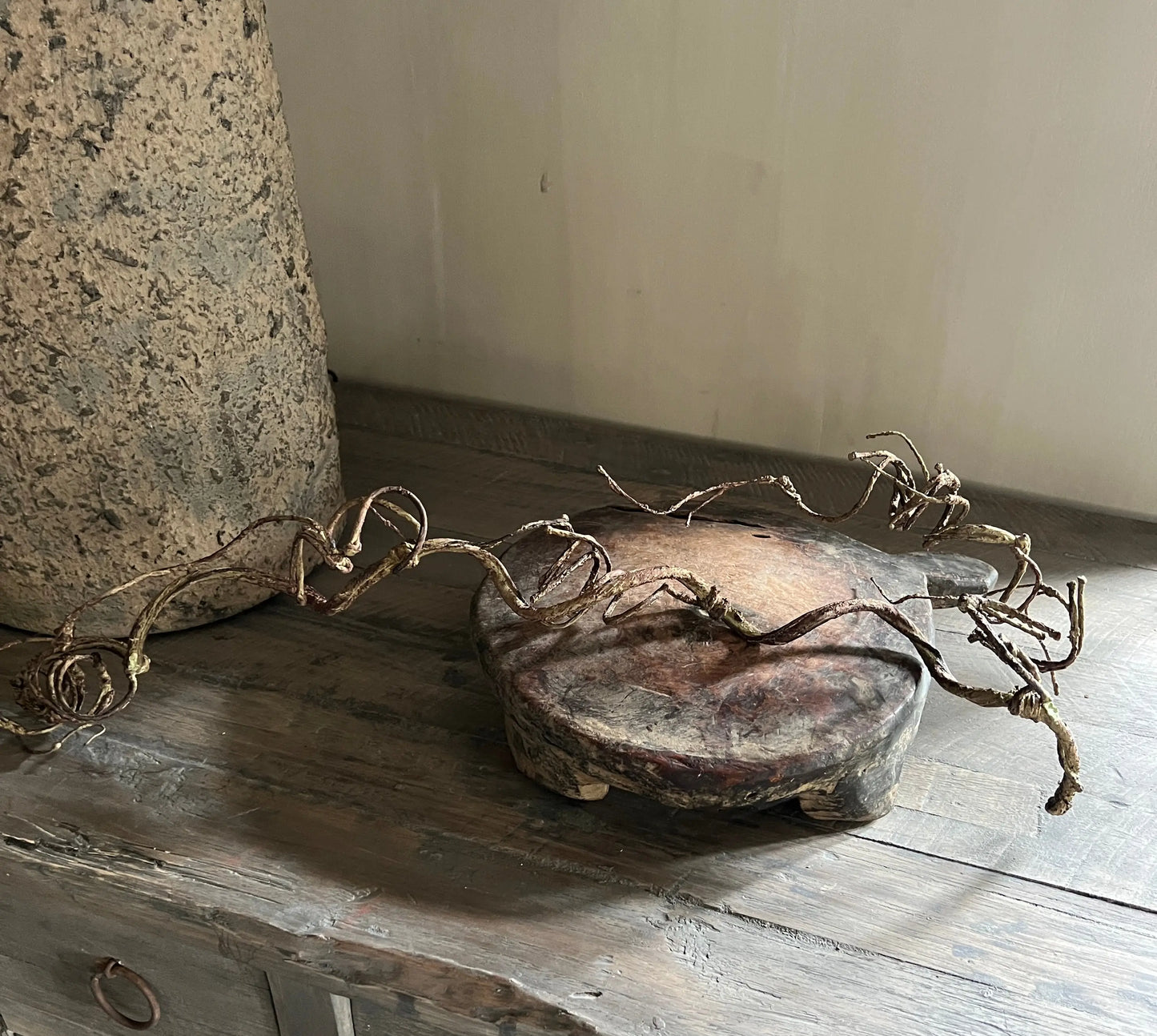 Artificial branch twisted 95 cm.