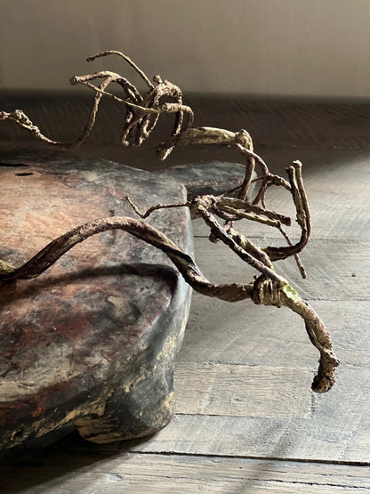 Artificial branch twisted 95 cm.
