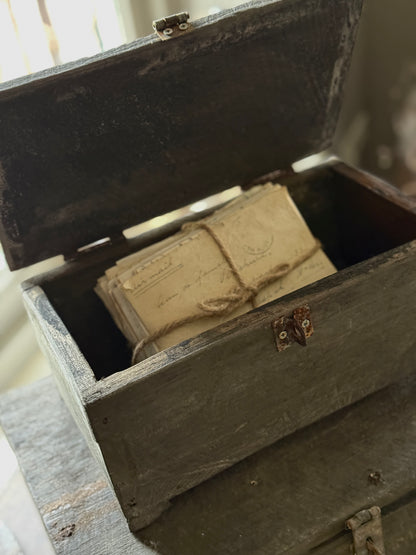 Wooden box Aura Peeperkorn – sturdy and rustic