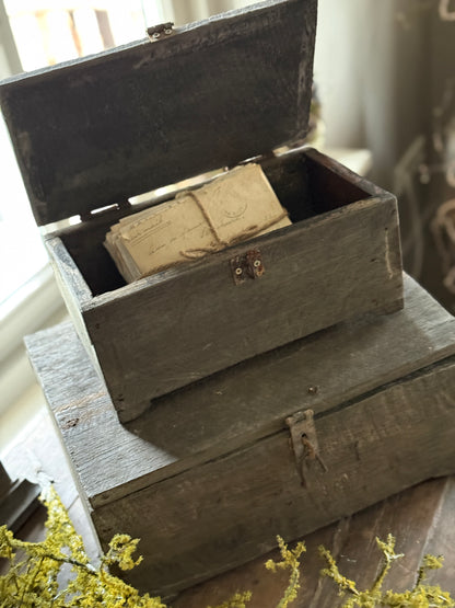 Wooden box Aura Peeperkorn – sturdy and rustic