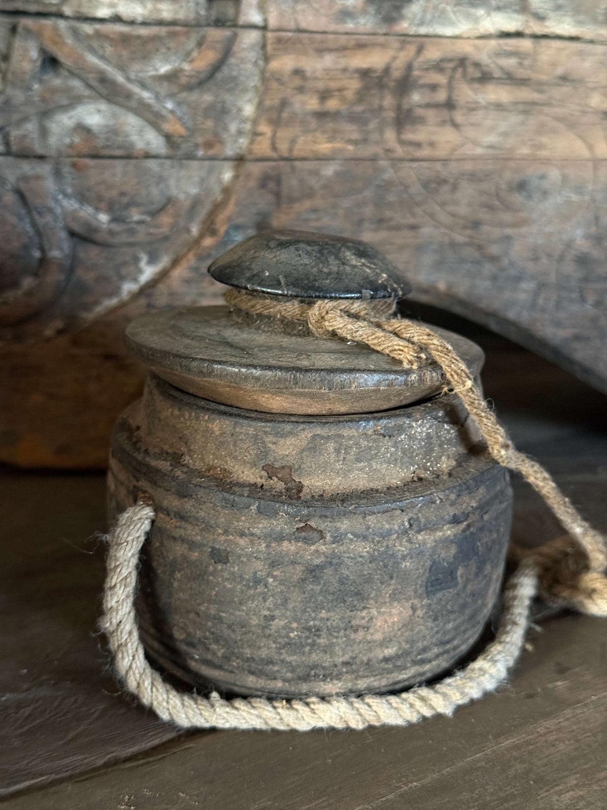 Uniek Oud Nepalees potje (9)