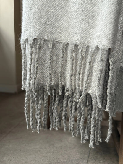 Soft Plaid with Long Fringes – Soft Gray
