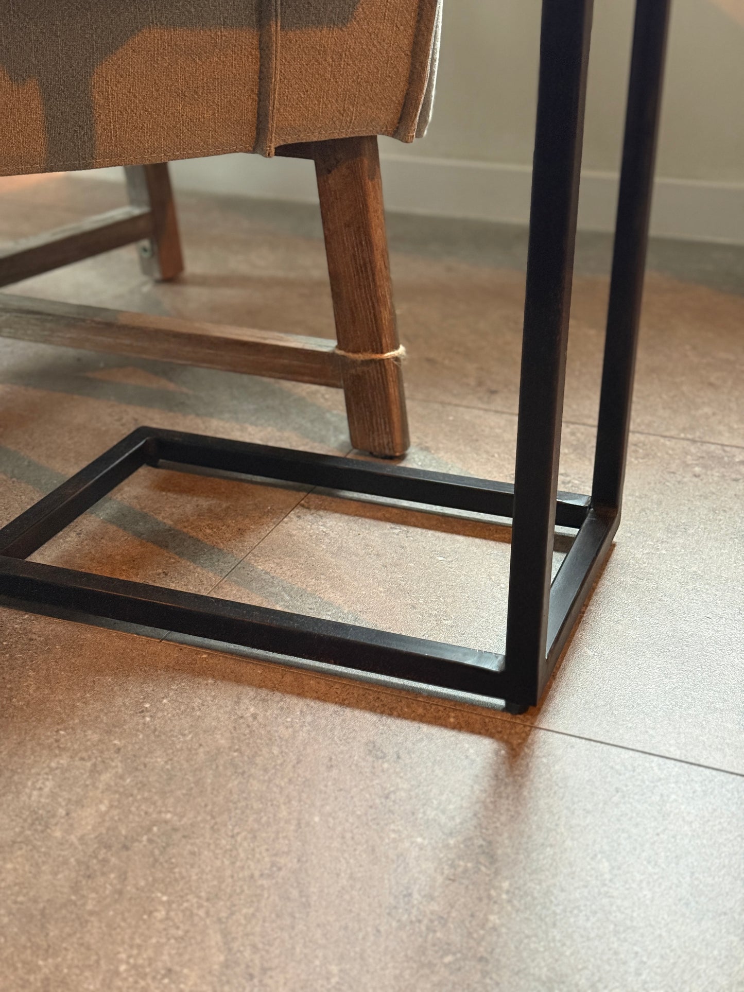 Set of 2 Side Tables