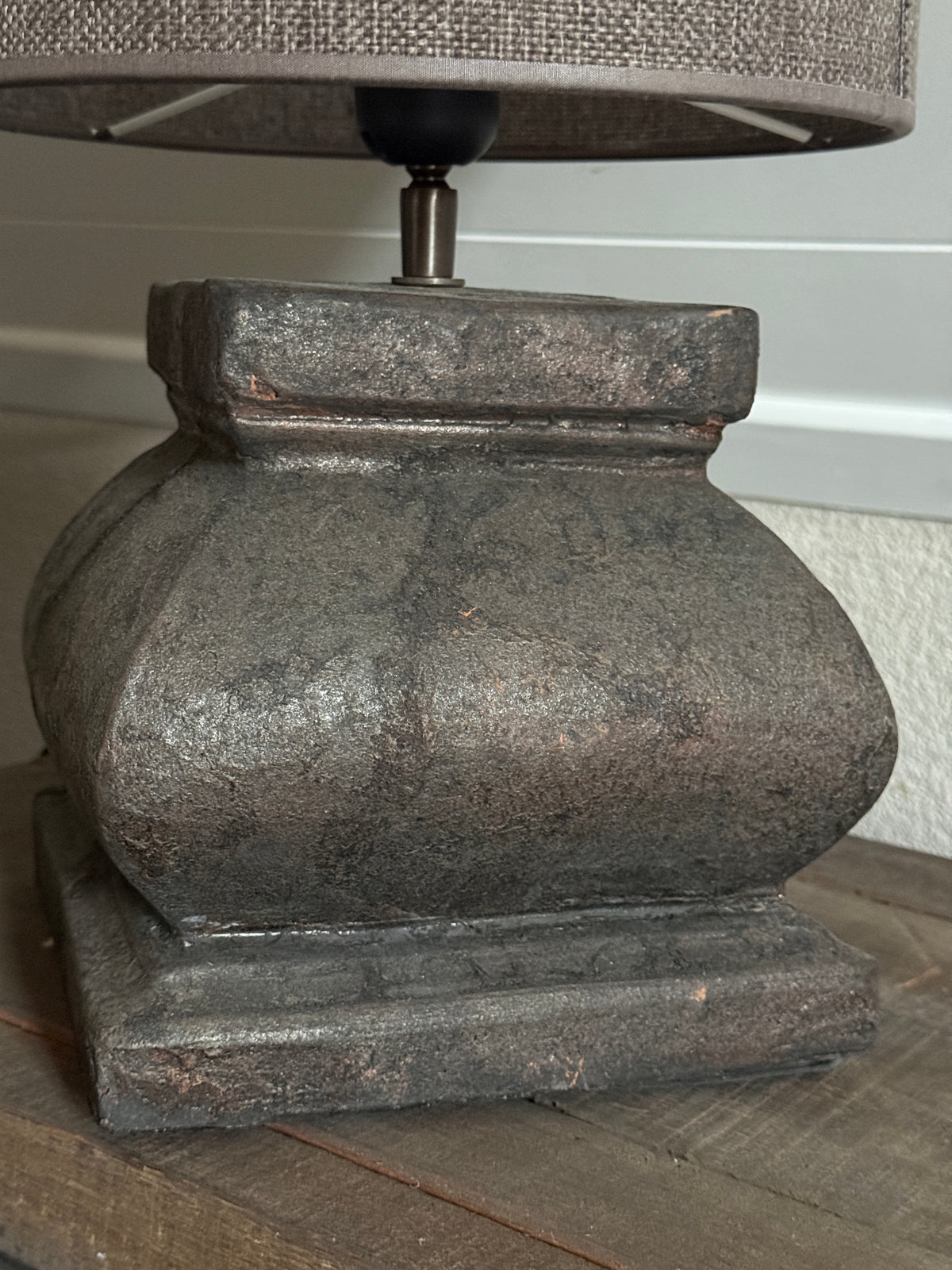 :Tischleuchte dunkelbrauner Beton inkl. Schirm