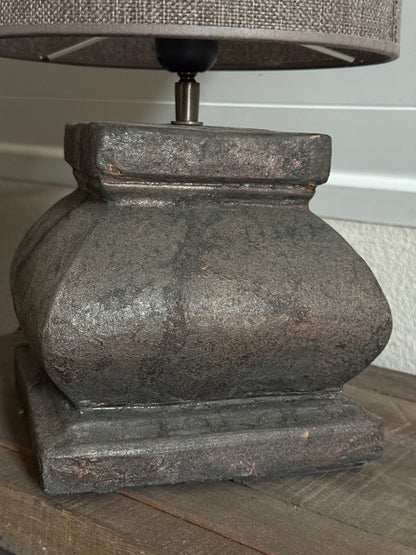 :Tischleuchte dunkelbrauner Beton inkl. Schirm