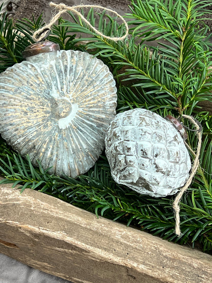 Christmas pendant pine cone
