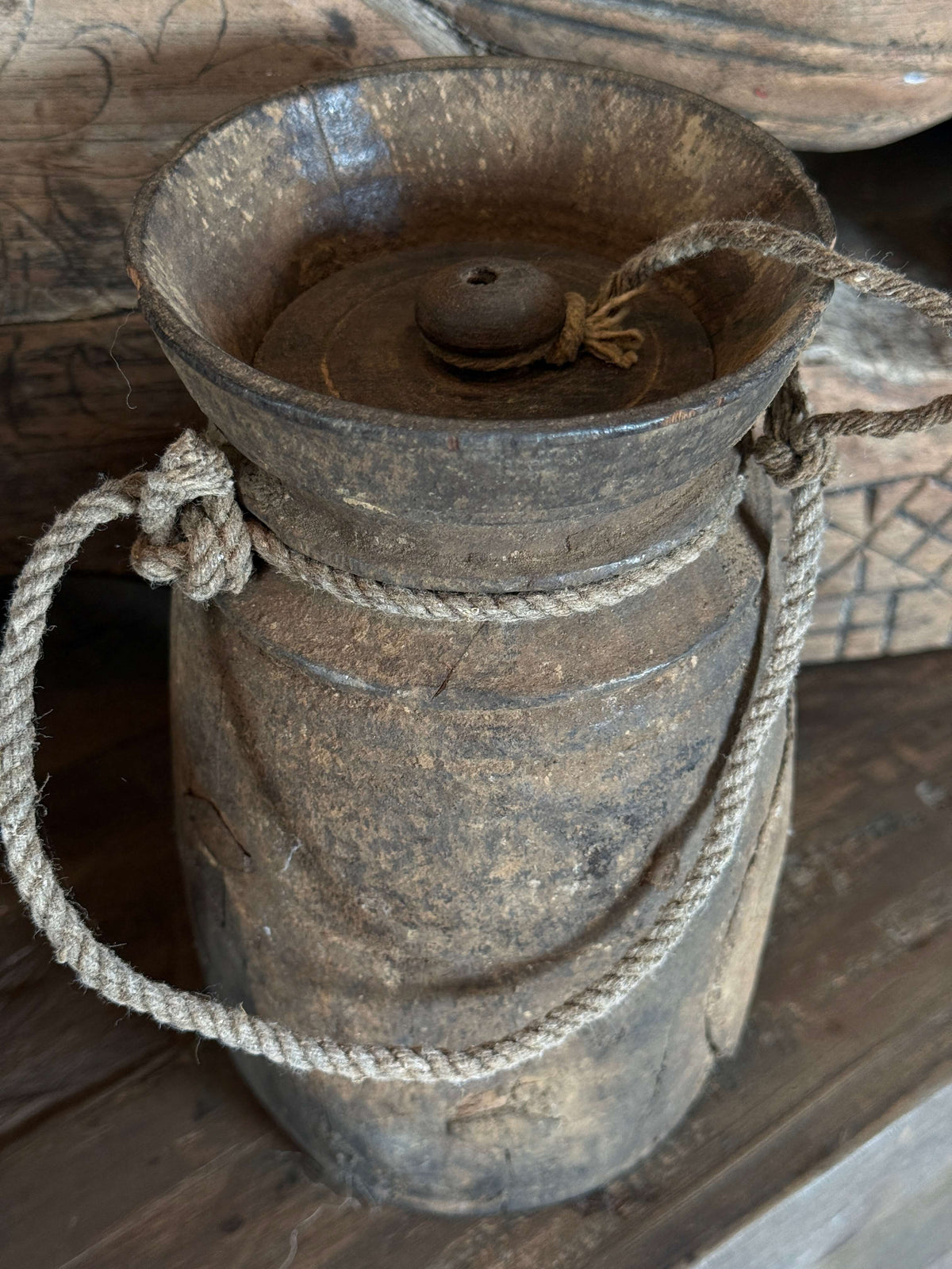 Oud Nepalese pot (LH29)