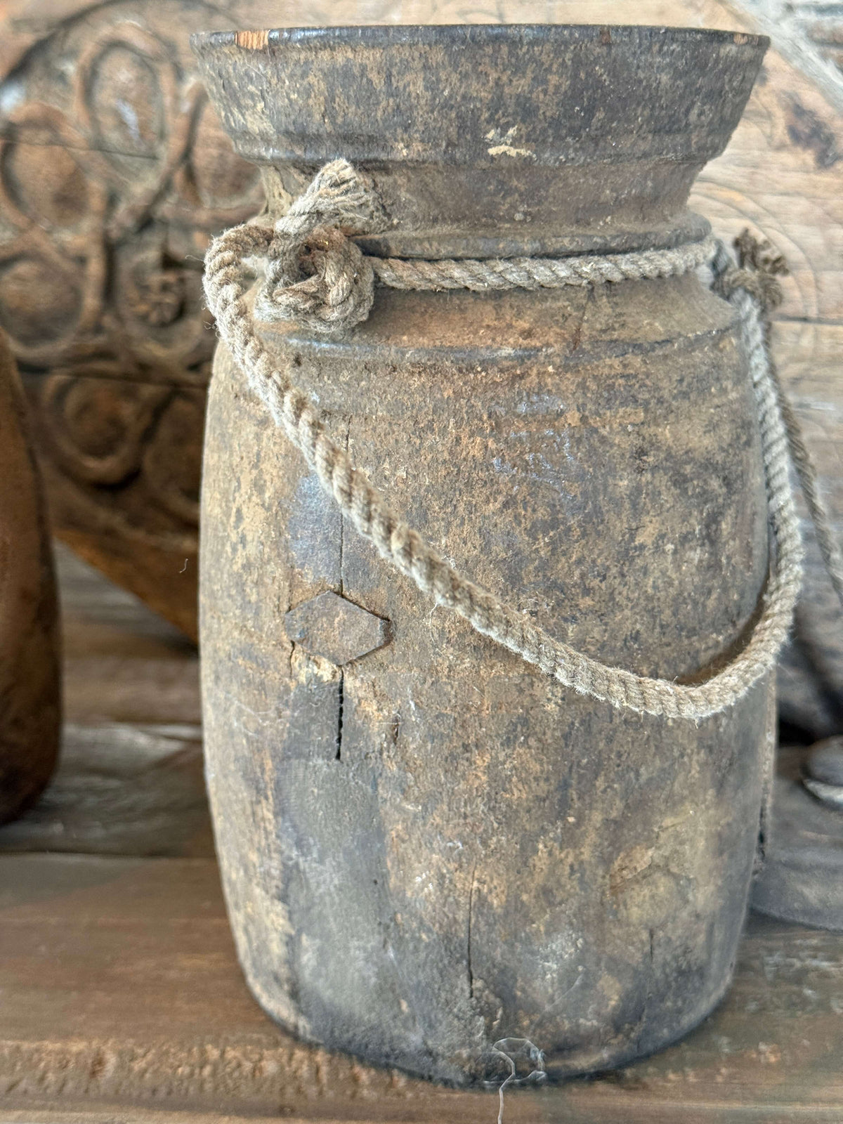 Oud Nepalese pot (LH29)