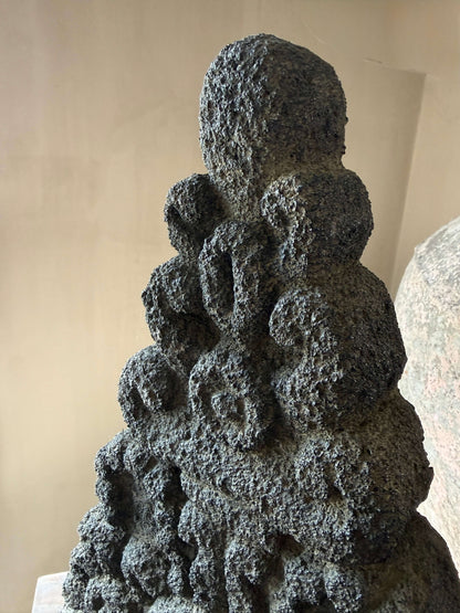 Ornament Bali lavastone – Large