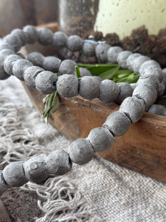 Houten Kralenketting – Gemêleerd Lichtgrijs