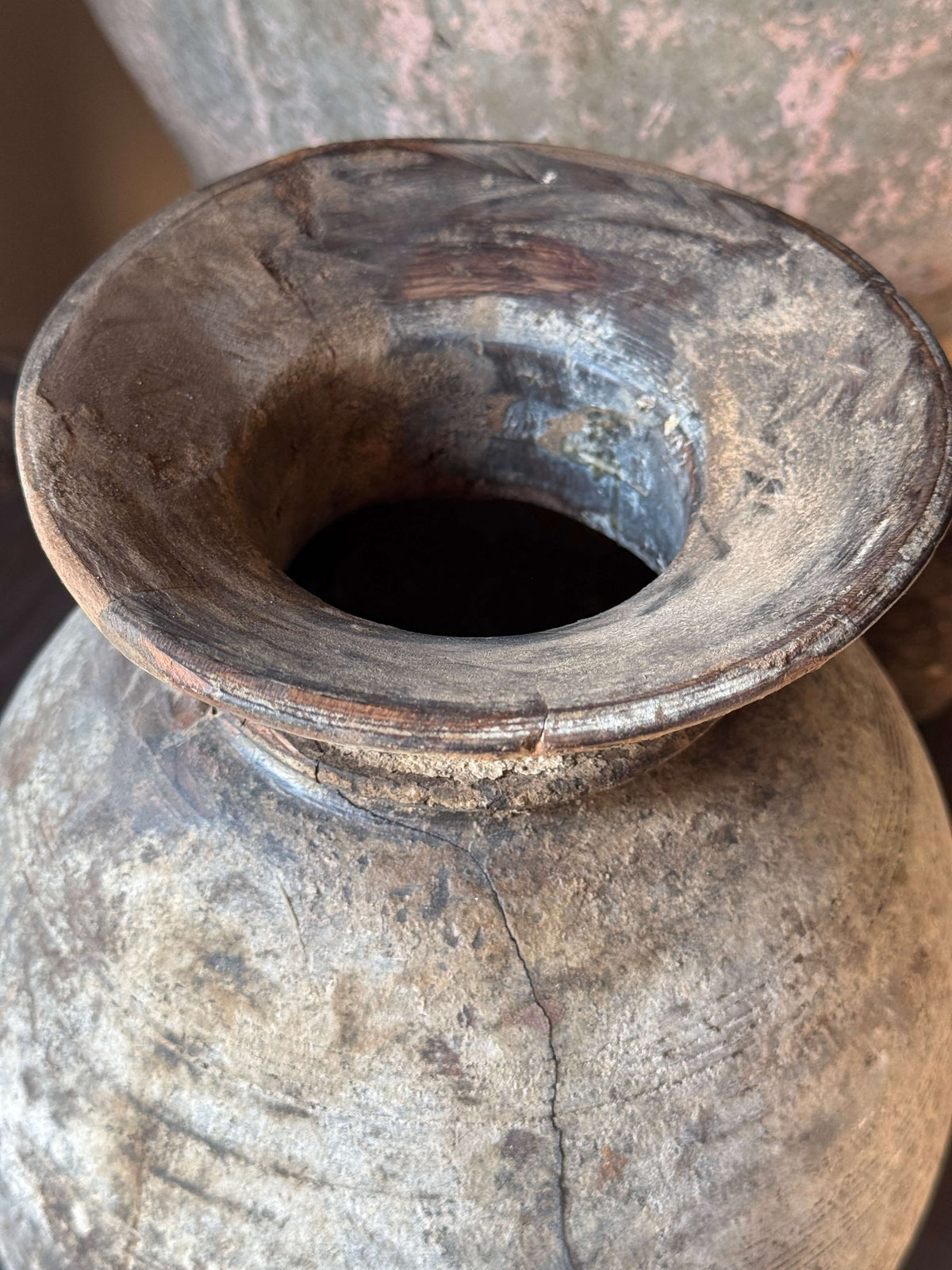 Oude Bolle Nepalese Pot- (LH34)