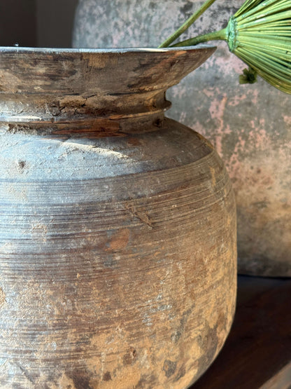 Oude Bolle Nepalese Pot- (LH35)