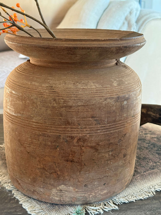 Nepalese Pot/ Vaas- (LH40)
