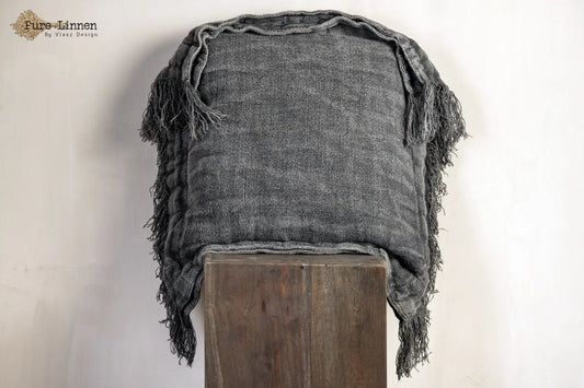 Sierkussen Ruth stonewash 70x70 cm.