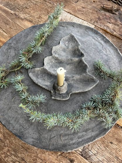 Concrete Christmas tree candlestick PMR