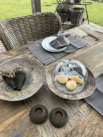 Tortenplatte aus Eisen