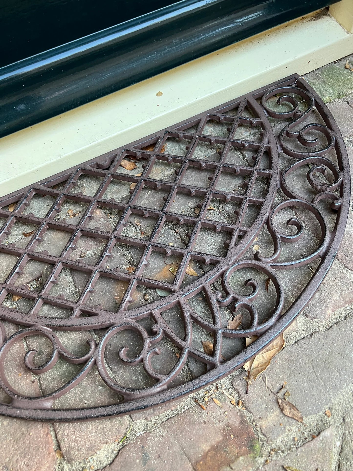 Half round cast iron doormat