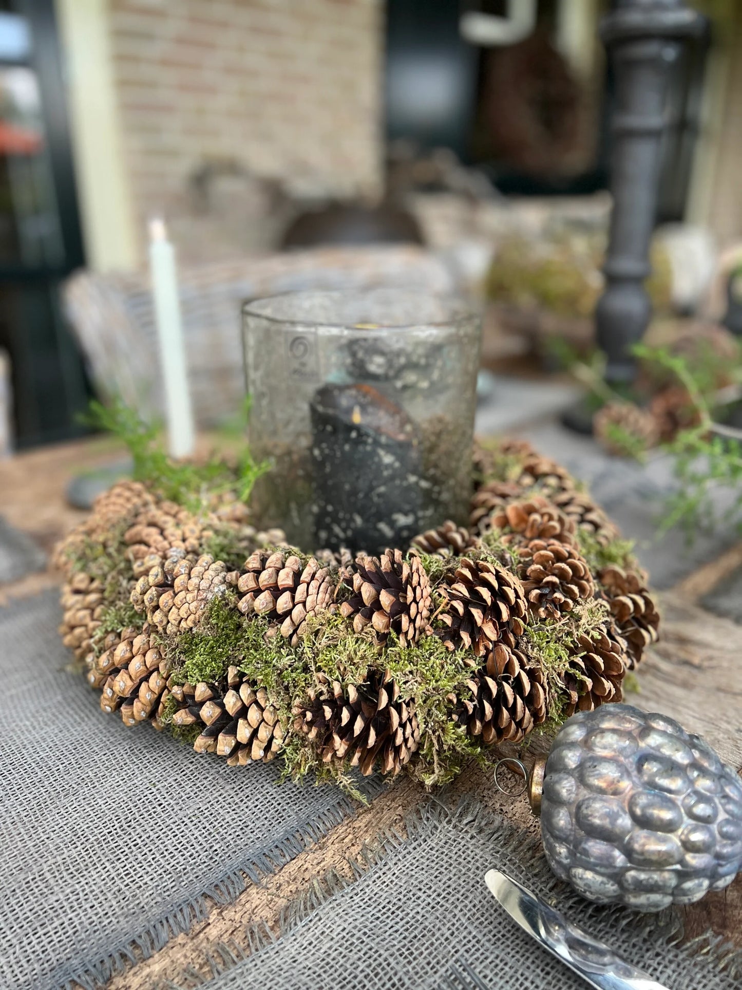 Wreath Pine Cone, Moss, 40 cm.