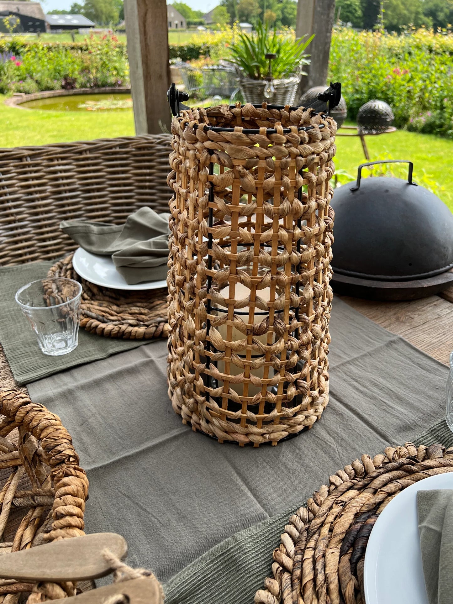Table runner available in Green, Grey, Black and Stone White