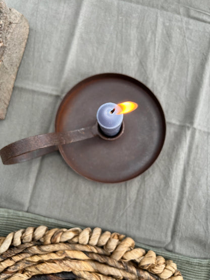 Candlestick with ear (rust color)