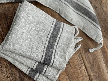 Linen tea towel with a black wide stripe
