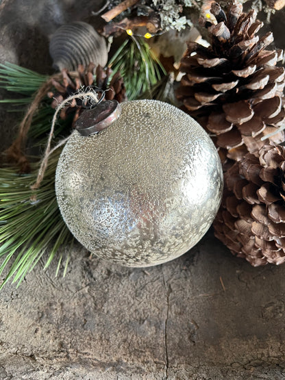 Christmas pendant sprinkle half silver